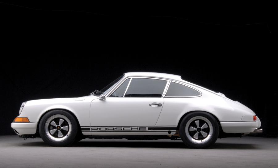  Porsche 911 R Conversion Coupe 1971 года  (фото 13 из 16)